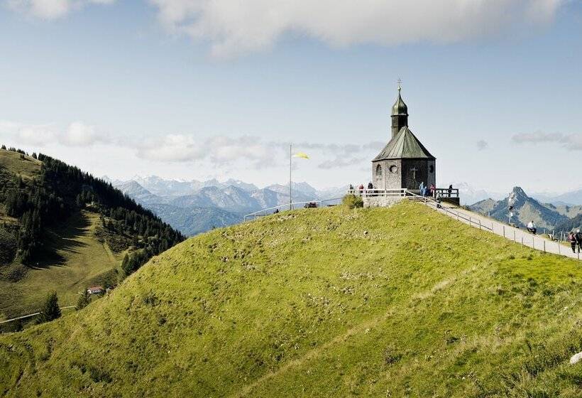 پانسیون Berghotel Altes Wallberghaus