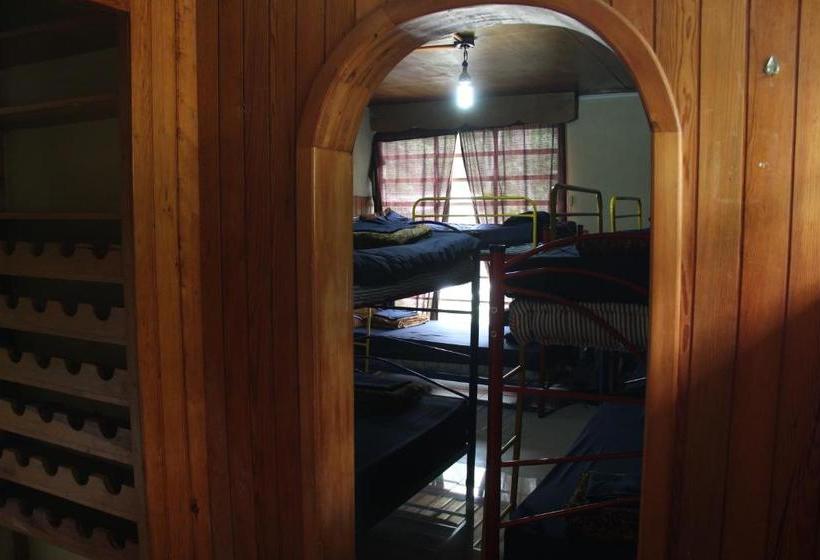 Hostal Dulces Sueños  Hostel