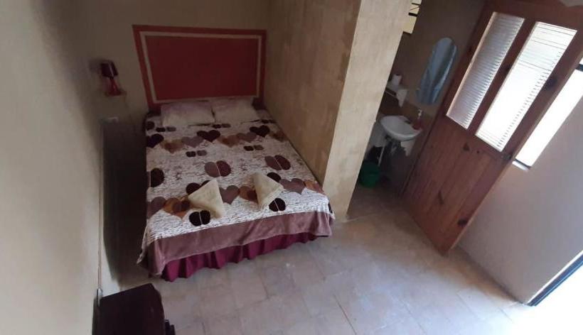 Hostal Dulces Sueños  Hostel