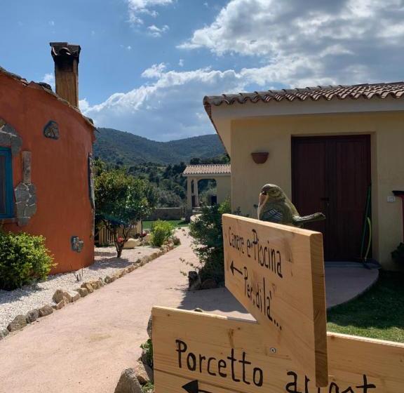 مبيت وإفطار Agriturismo Muru Idda