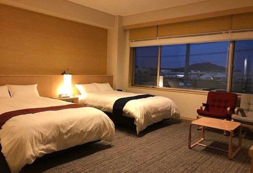Japanese Style Hotel Isomura