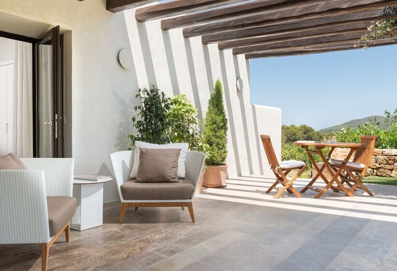 هتل Safragell Ibiza Suites & Spa