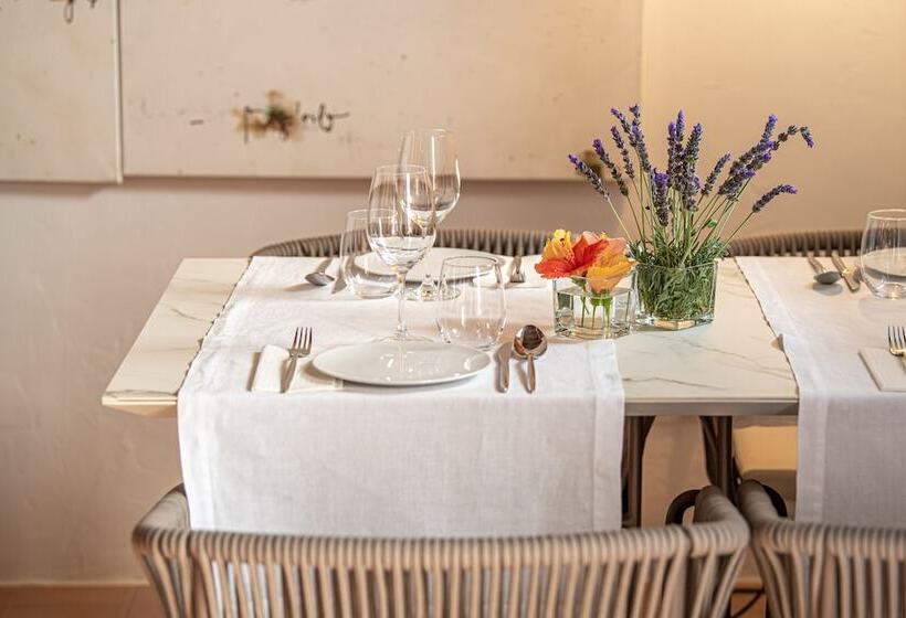 هتل Safragell Ibiza Suites & Spa