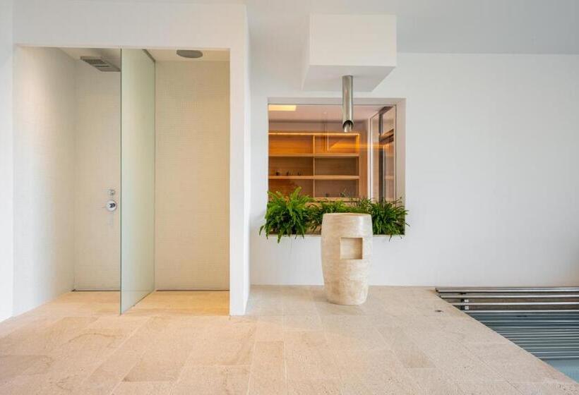 هتل Safragell Ibiza Suites & Spa