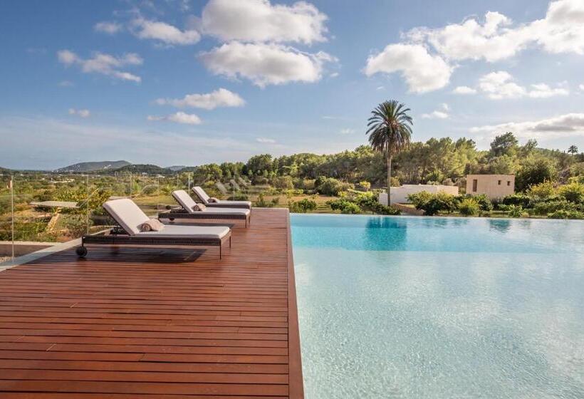 هتل Safragell Ibiza Suites & Spa