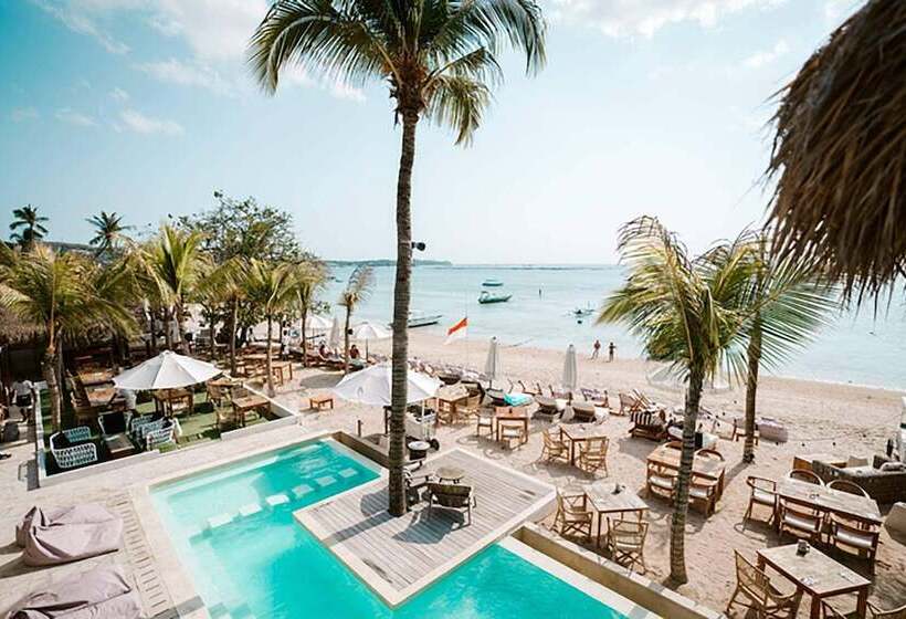 Ohana S Beachfront Resort & Beach Club