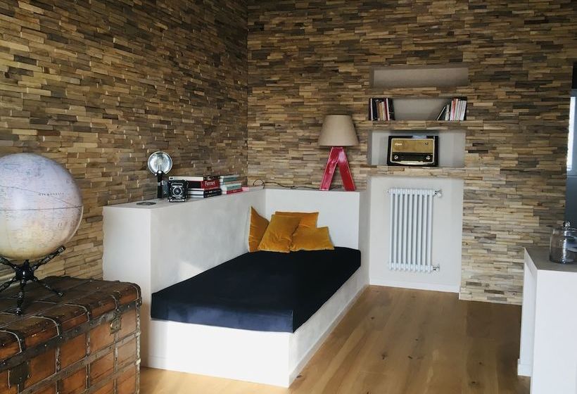 פנסיון Domaine Isaure