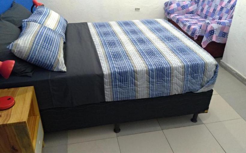 הוסטל Pousada Dos Reis