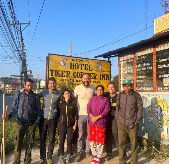 تختخواب و صبحانه Tiger Corner Inn Homestay