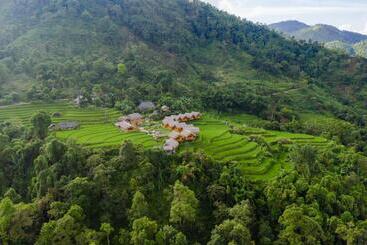 هتل Hoang Su Phi Lodge