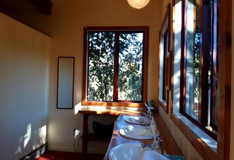 פנסיון Mahamudra Buddhist Centre