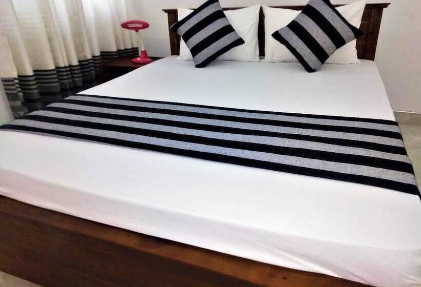 تختخواب و صبحانه Silver Sand Villa Dambulla