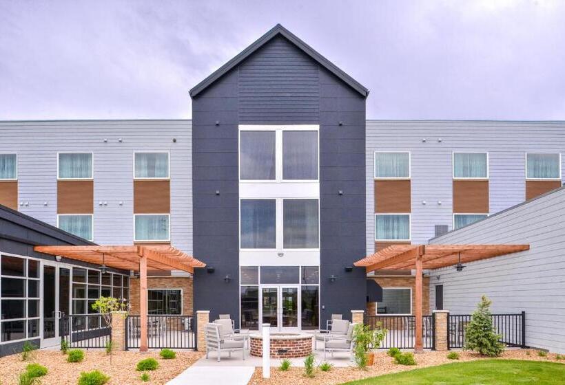 هتل Country Inn & Suites By Radisson, Ft. Atkinson, Wi