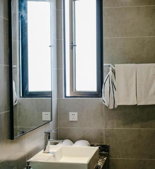 پانسیون Dali Lila's House Seaview Guesthouse