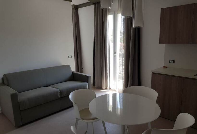 هتل Venus Suites