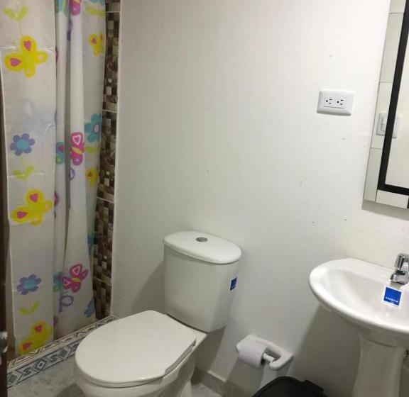 هاستل Montecarlos