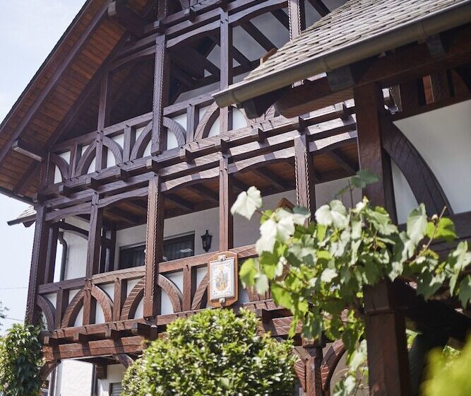 فندق صغير Weinhaus Lenz