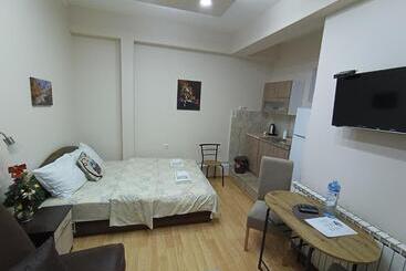 Apartments & Rooms  Mdl Lazić
