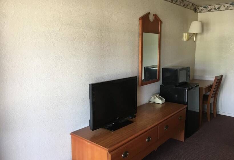 Finn's Motel