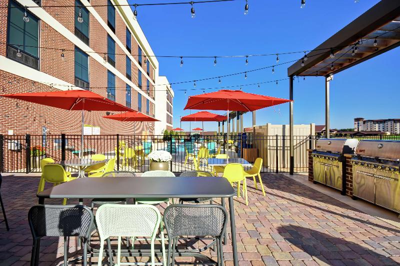 Отель Home2 Suites By Hilton Lagrange