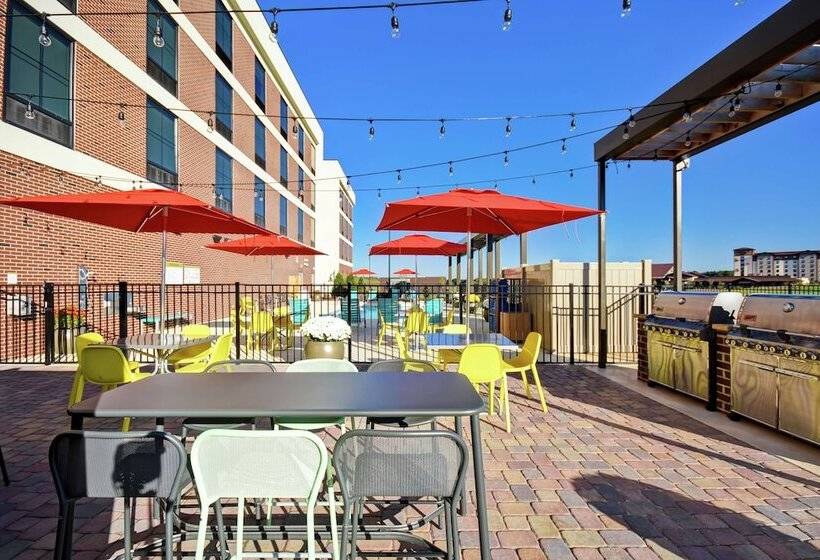 Отель Home2 Suites By Hilton Lagrange