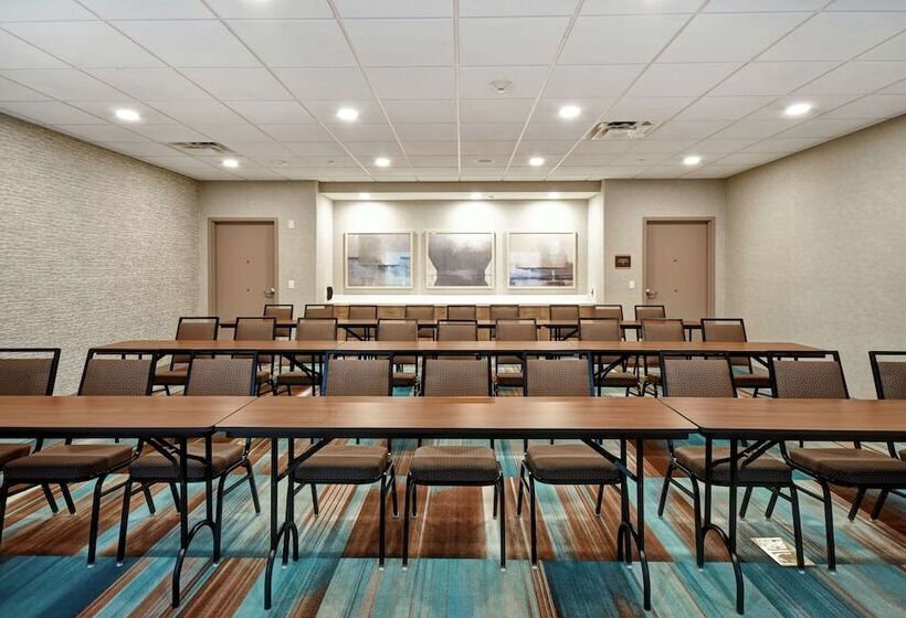 Отель Home2 Suites By Hilton Lagrange