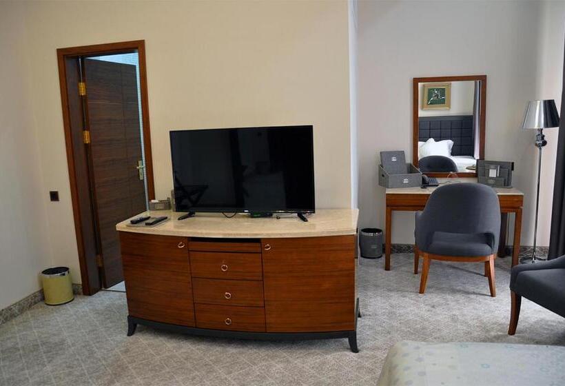 בית מלון כפרי Parliament Palace