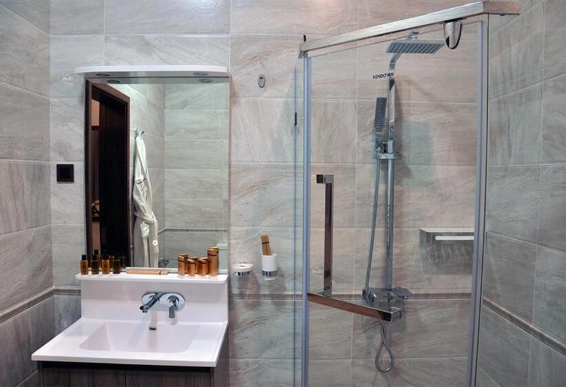 בית מלון כפרי Parliament Palace