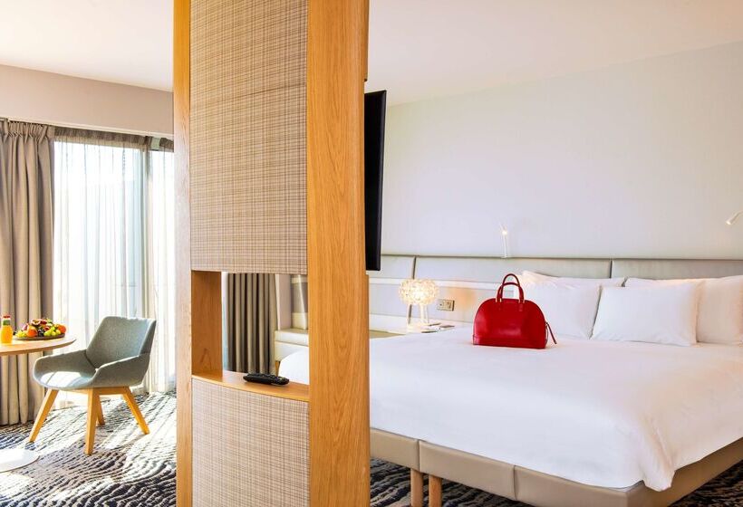 Fotos del hotel Radisson Blu Hotel Bordeaux:  6
