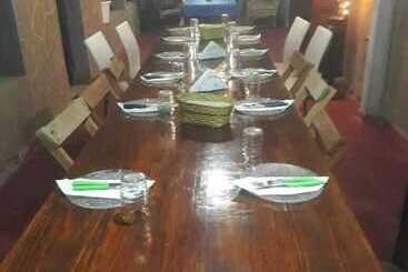 پانسیون Hostal Sisabel