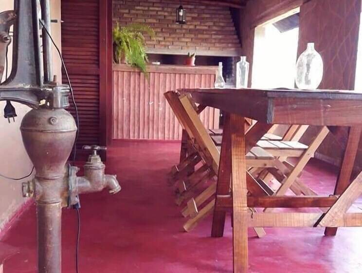 پانسیون Hostal Sisabel