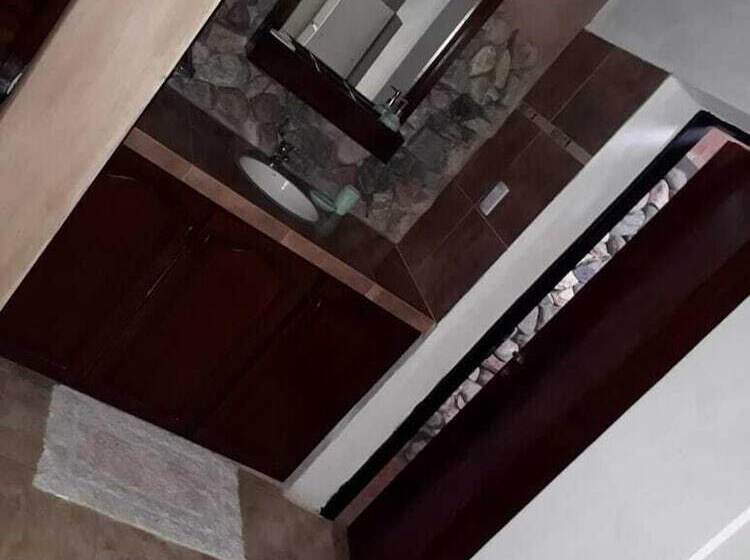 پانسیون Hostal Sisabel