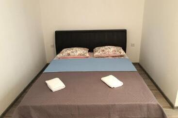 پانسیون Guest House Hello