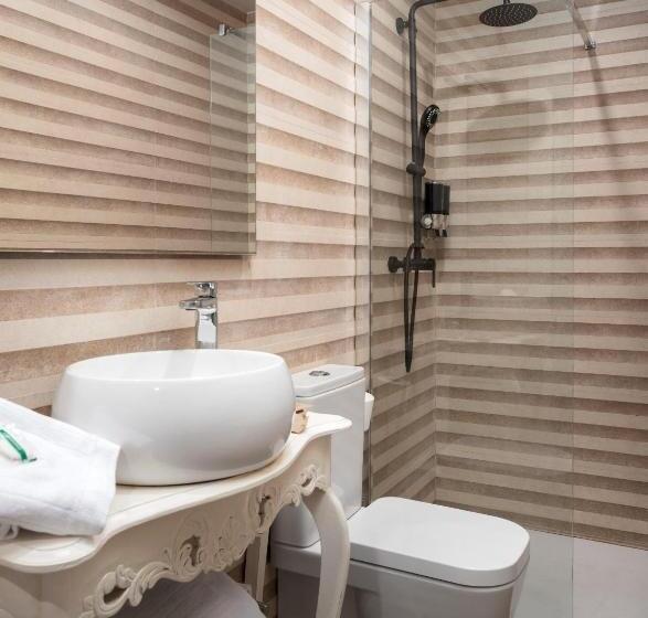 Suite 1907 Aviles