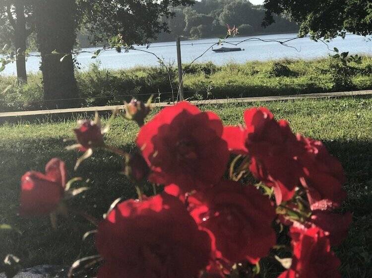 Bed and Breakfast L Hermine Du Lac