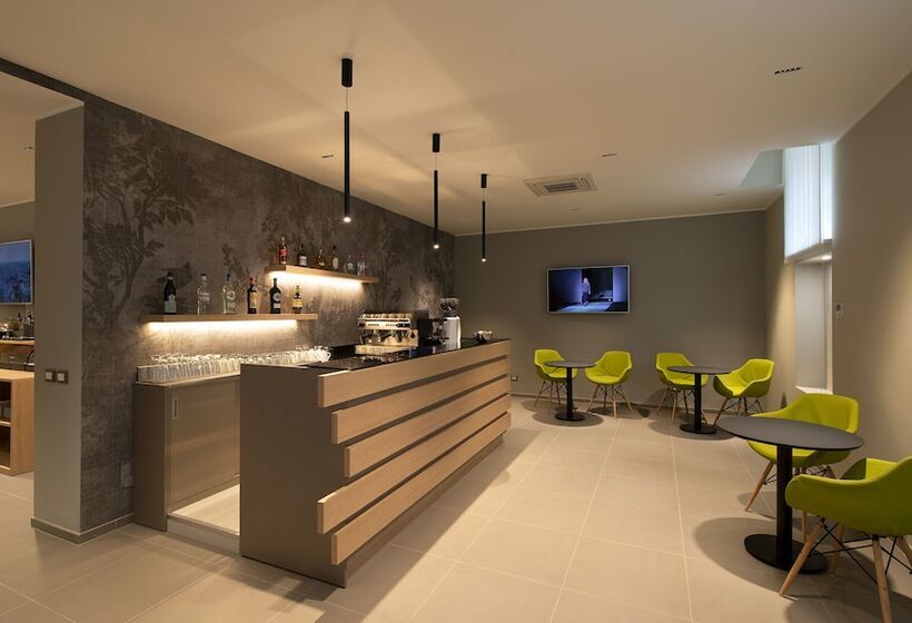 Fotos del hotel H21:  23