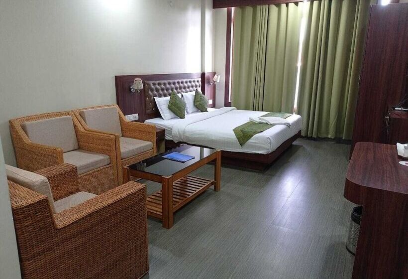 هتل Pemaling Lords Eco Inn Guwahati