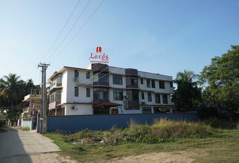 هتل Pemaling Lords Eco Inn Guwahati