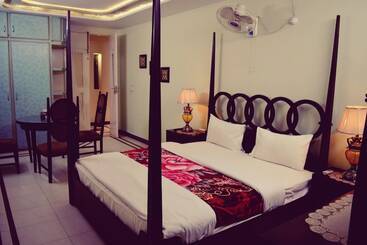 هتل Raywal Executive Suites