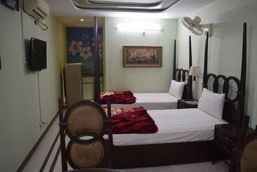 هتل Raywal Executive Suites