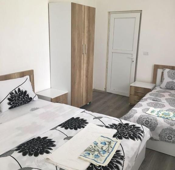 پانسیون Guesthouse Skender Selimaj