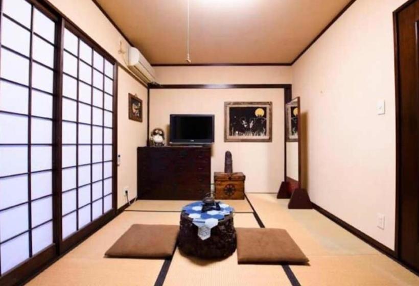 بنسيون Tanuki Japanese Traditional Style House