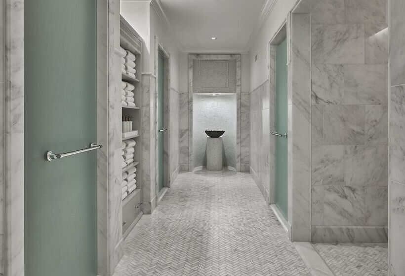 אתר נופש Rosewood Miramar Beach