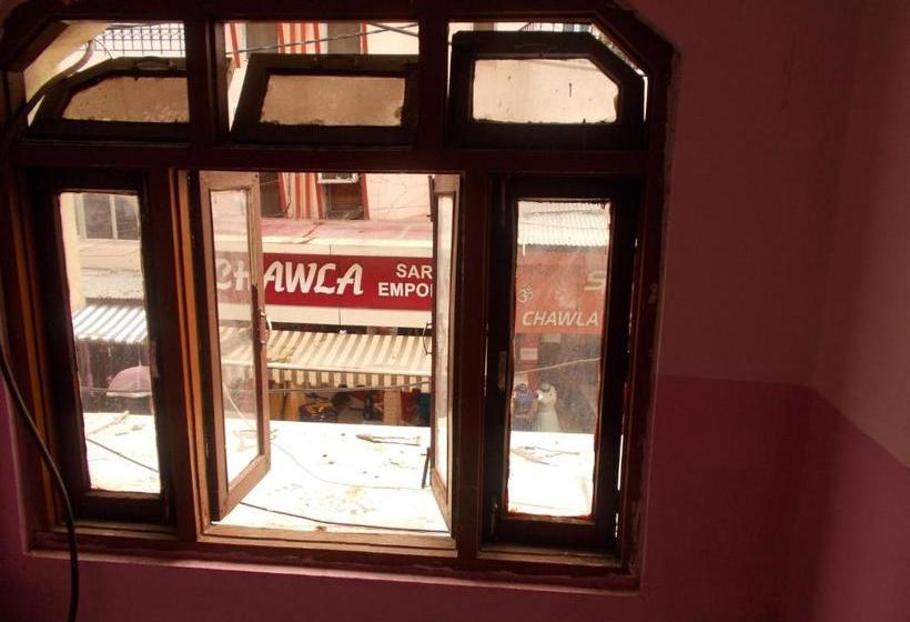Отель Economical Rooms Near Triveni Ghat