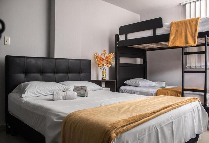 هتل Escorial Ibague