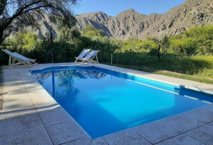 هتل Hacienda Casa Blanca