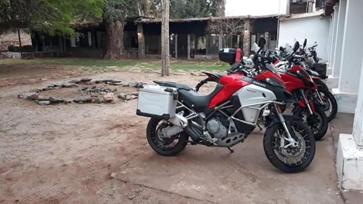 هتل Hacienda Casa Blanca