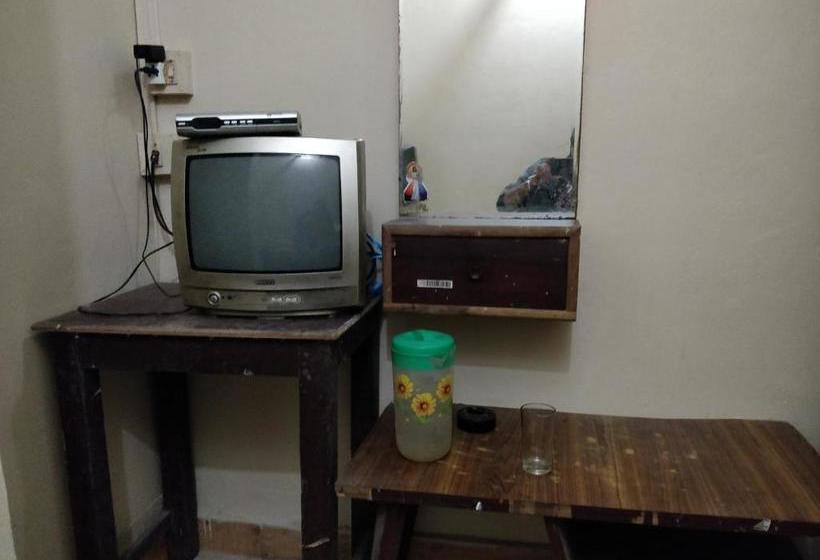 בית מלון כפרי Rajhans