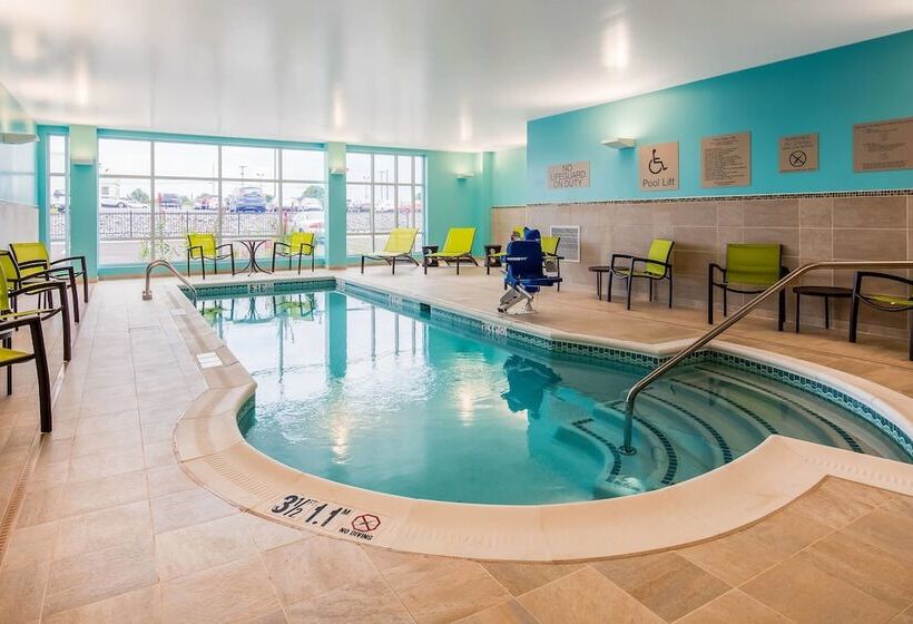 هتل Springhill Suites By Marriott Chambersburg