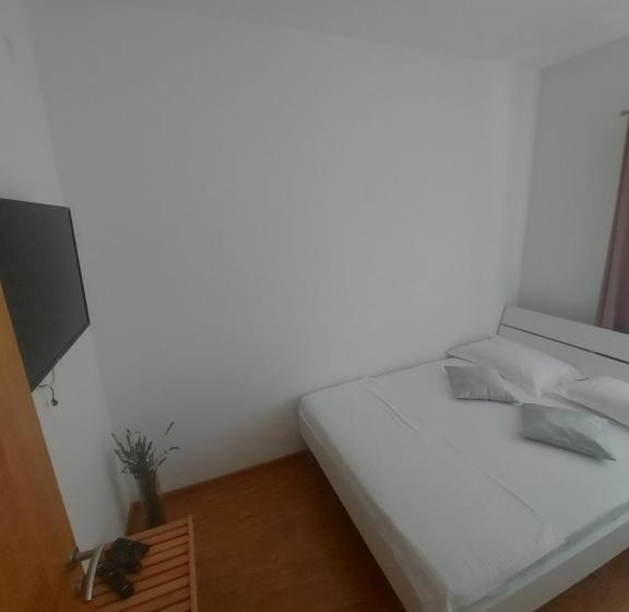 پانسیون Apartmani Barka